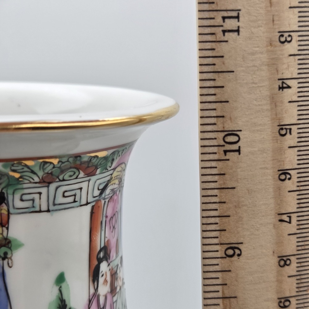Vintage Chinese Rose Medallion Famille Porcelain Vase Floral Court Gold Trim 10" - Picture 15 of 16